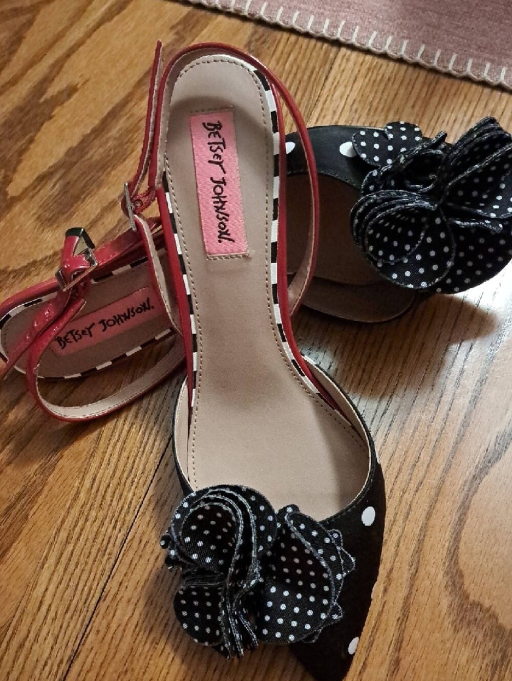 Betsey Johnson Black Polka Dot Floral Slingback Heels with Pink Accents - Picture 2 of 5
